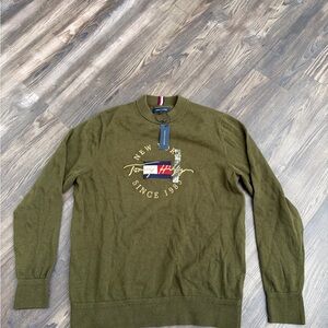 Tommy Hilfiger Men's Olive Crewneck Sweater
